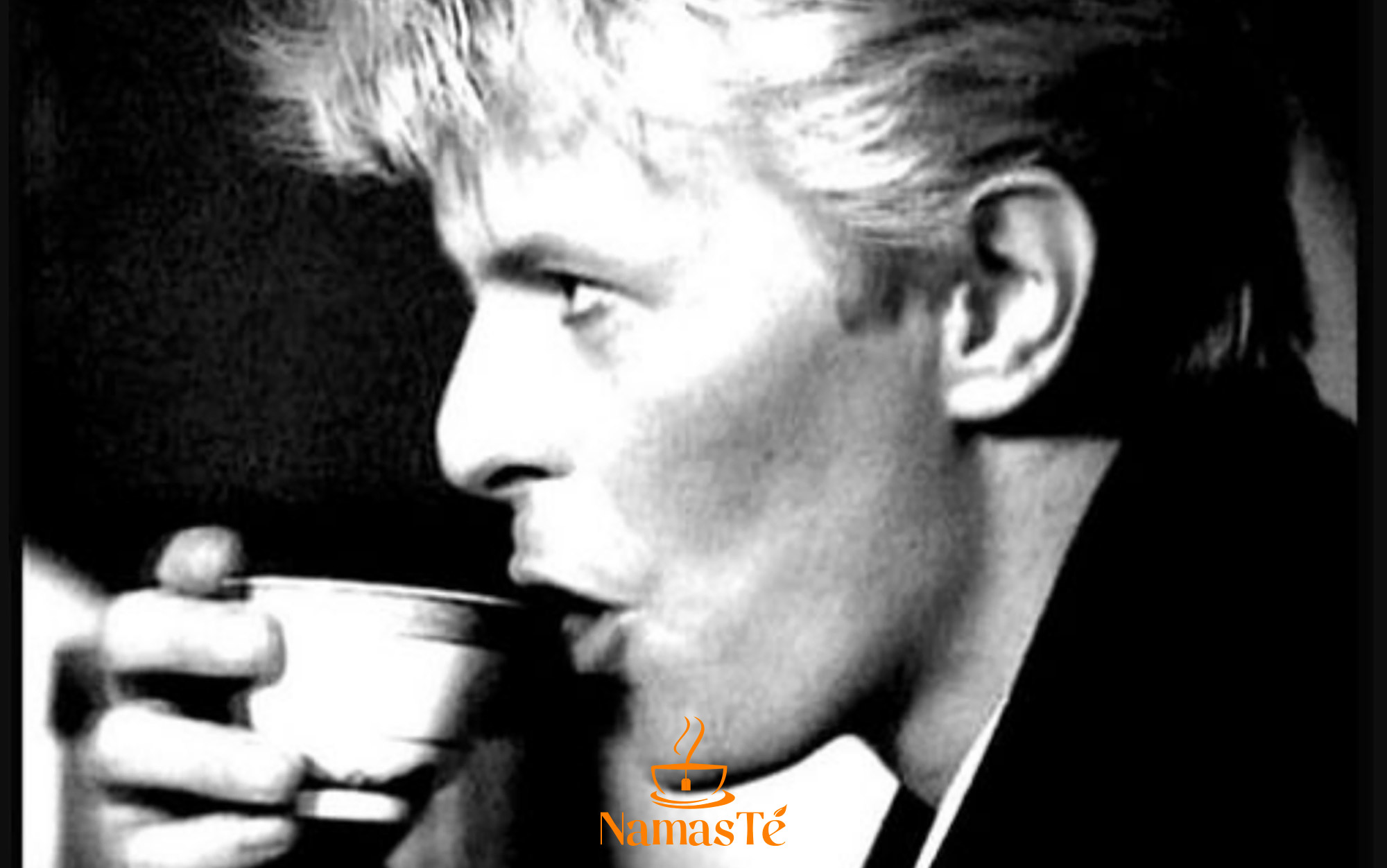 Davi Bowie tomando té chino - Música y Té